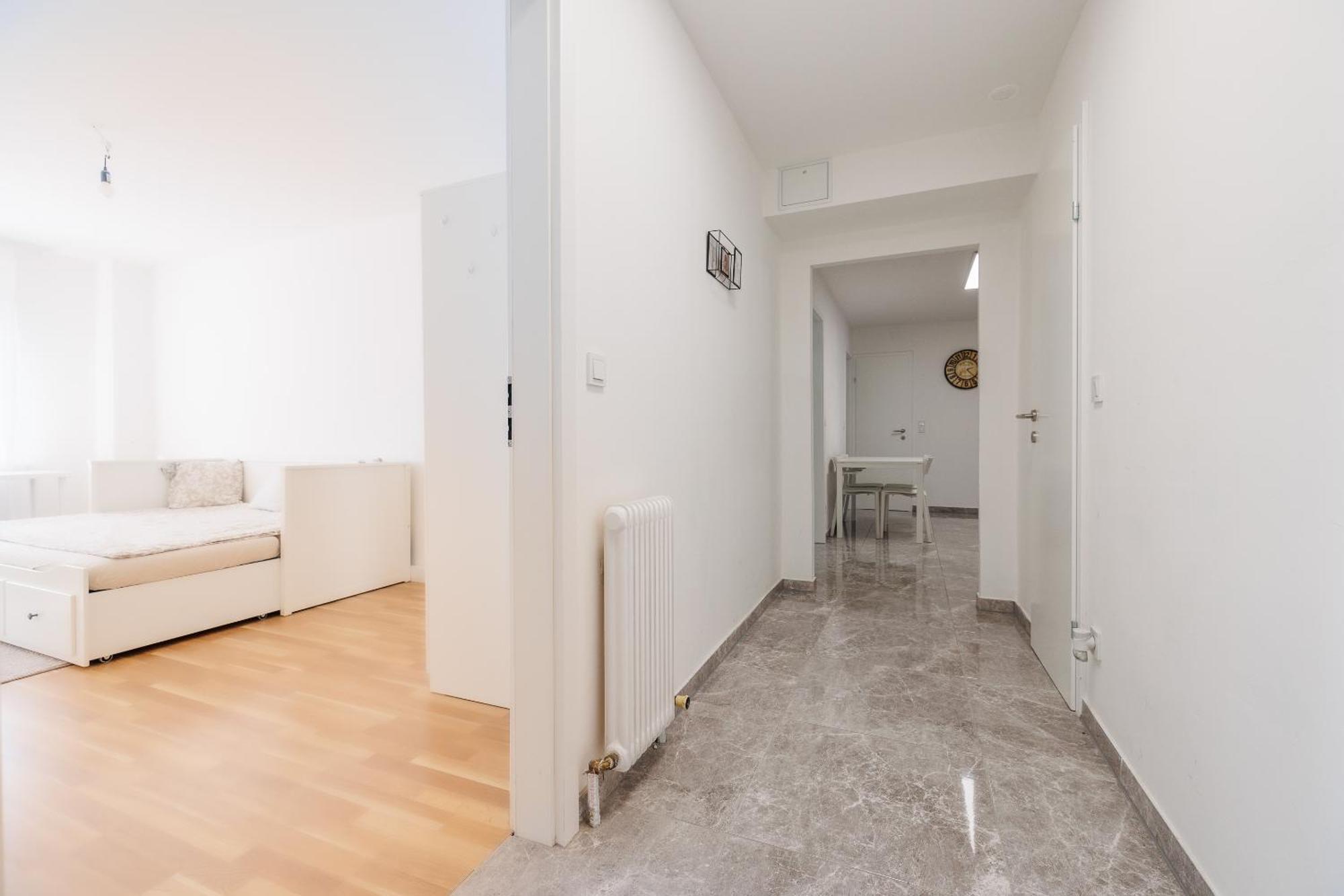 Appartement Cozy, Spacious And Charming 4 Bedrooms Apartament Wenen